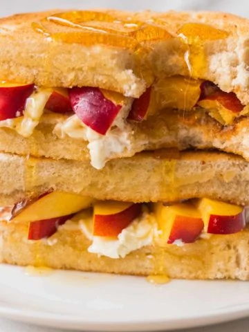 Cream cheese, nectarine and honey toastie - day one of my five day 'Sweet Toasties' series to brighten up your holiday breakfast.