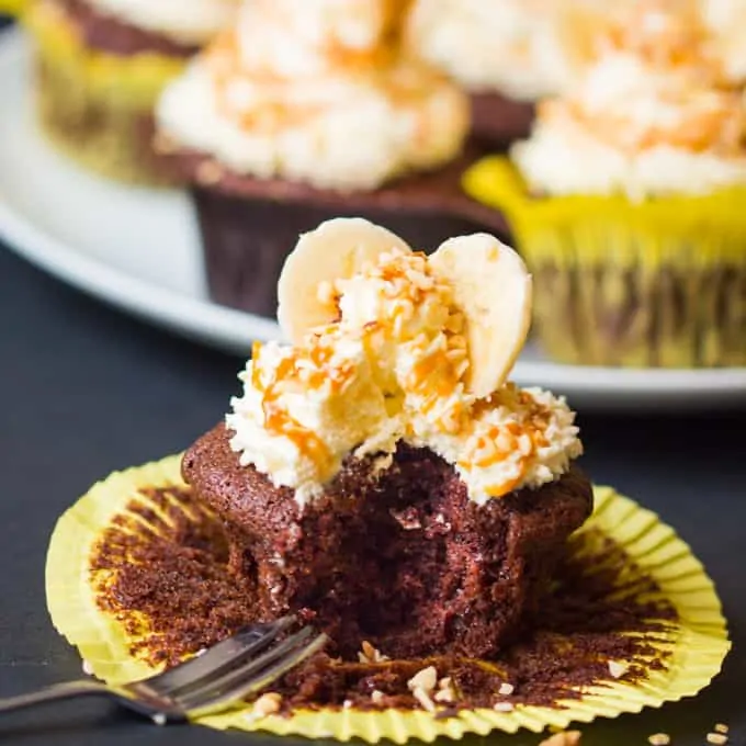 Chocolate Banana Sundae Cupcakes - with whipped cream, caramel drizzle and chopped hazelnuts. Who could resist!