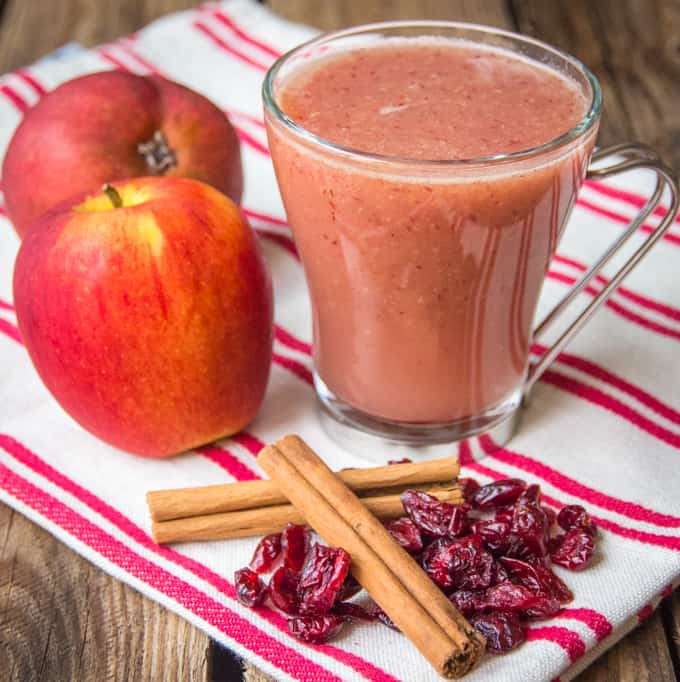 Cranberry and Apple hot smoothie - a quick and healthy hot smoothie for a cold day