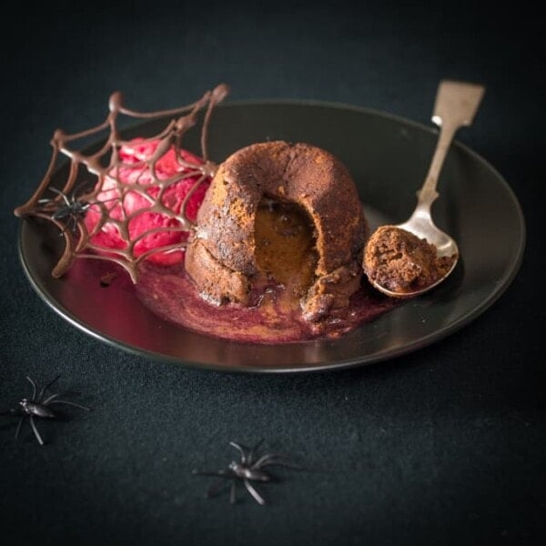 Halloween chocolate cherry fondant - A spooky Halloween treat for us grown ups!