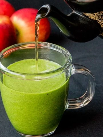 A quick and healthy hot smoothie for a cold day