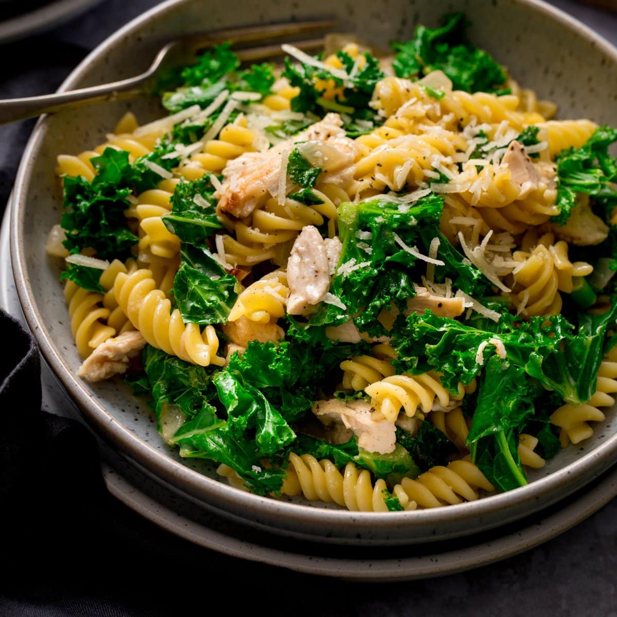 Esitellä 66+ imagen chicken kale pasta