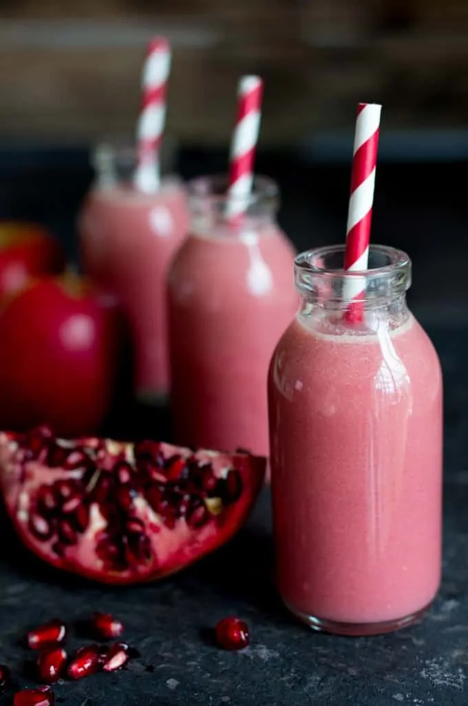 Apple, Elderflower & Pomegranate Hot Smoothie - A refreshing, healthy breakfast for a cold day.