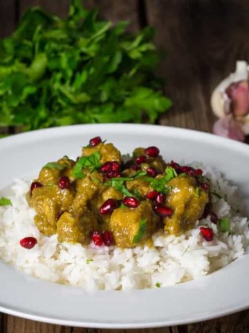 Persian Chicken - An impressive freezer recipe made with ground nuts and pomegranate molasses. Ready in 40 minutes.