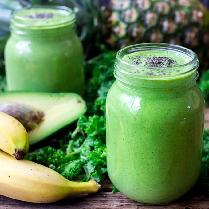 Pineapple Avocado Detox Smoothie - Creamy, sweet-but-not-too-sweet and full of health packed ingredients.