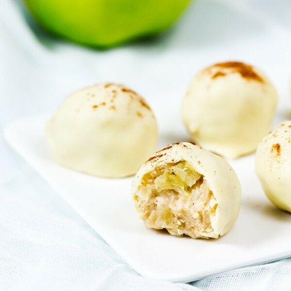 The apple pie truffles really do taste like apple pie! So delicious, and no baking required!