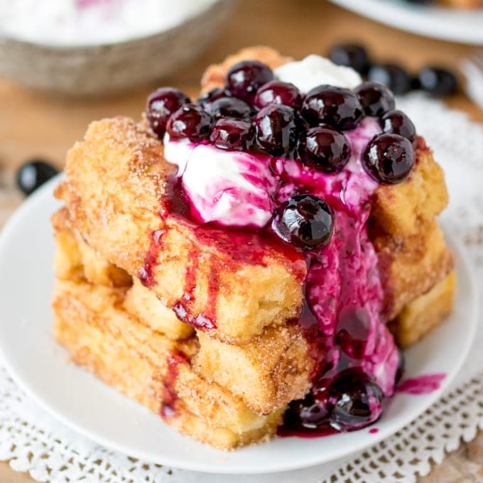 Sweet and crunchy, these cinnamon French toast fingers make a delicious Sunday breakfast.