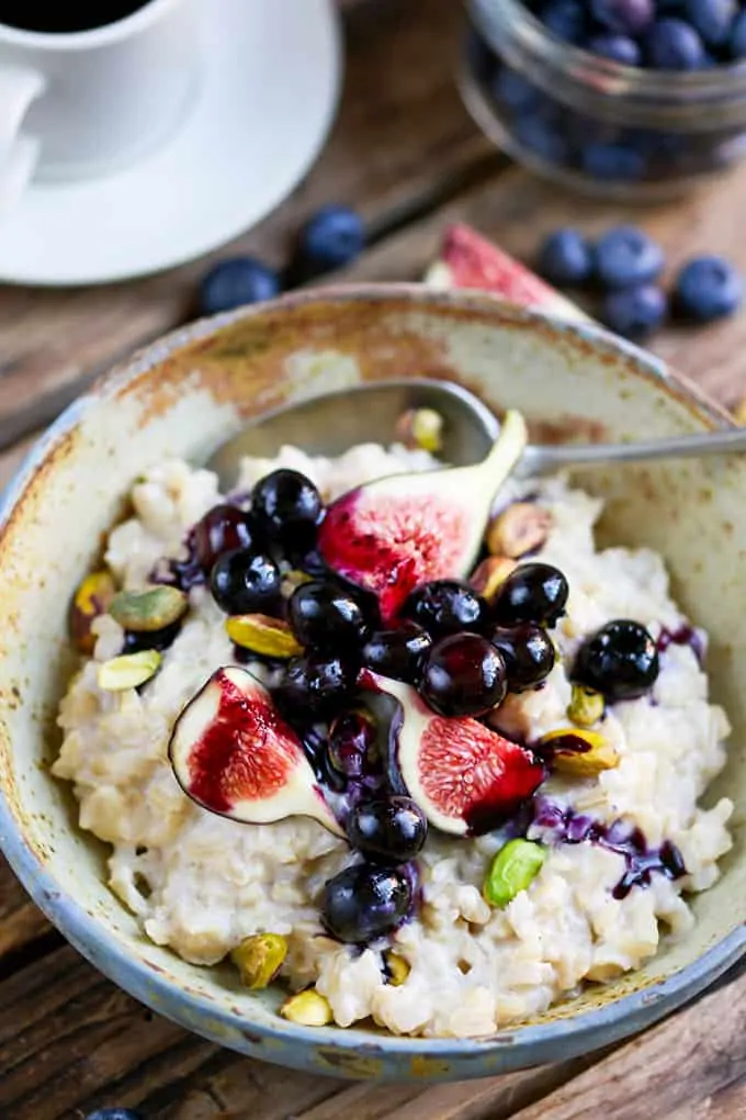 Brown Rice Porridge with figs, blueberries and pistachios. A healthy breakfast that's a little bit different. I thought it would taste weird, but it's really good!