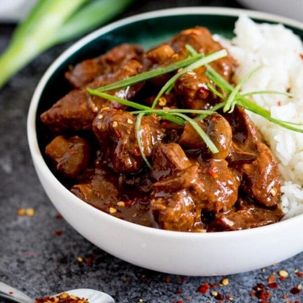 Big Batch Chinese Beef - A tasty, make-ahead meal of slow-cooked saucy Chinese beef. Perfect when you're cooking for a crowd!