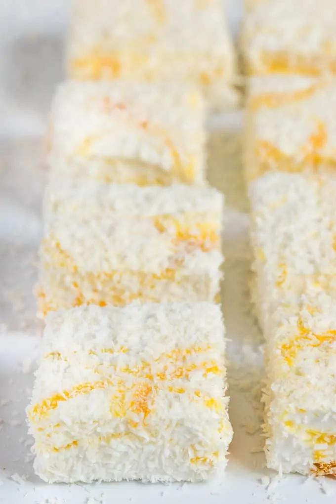 Lemon Curd and Coconut Marshmallows - light and fluffy, these marshmallows make an amazing homemade gift!