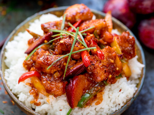 https://www.kitchensanctuary.com/wp-content/uploads/2017/01/20-Minute-Chinese-Plum-Chicken-with-vegetables-square-FS-500x375.jpg