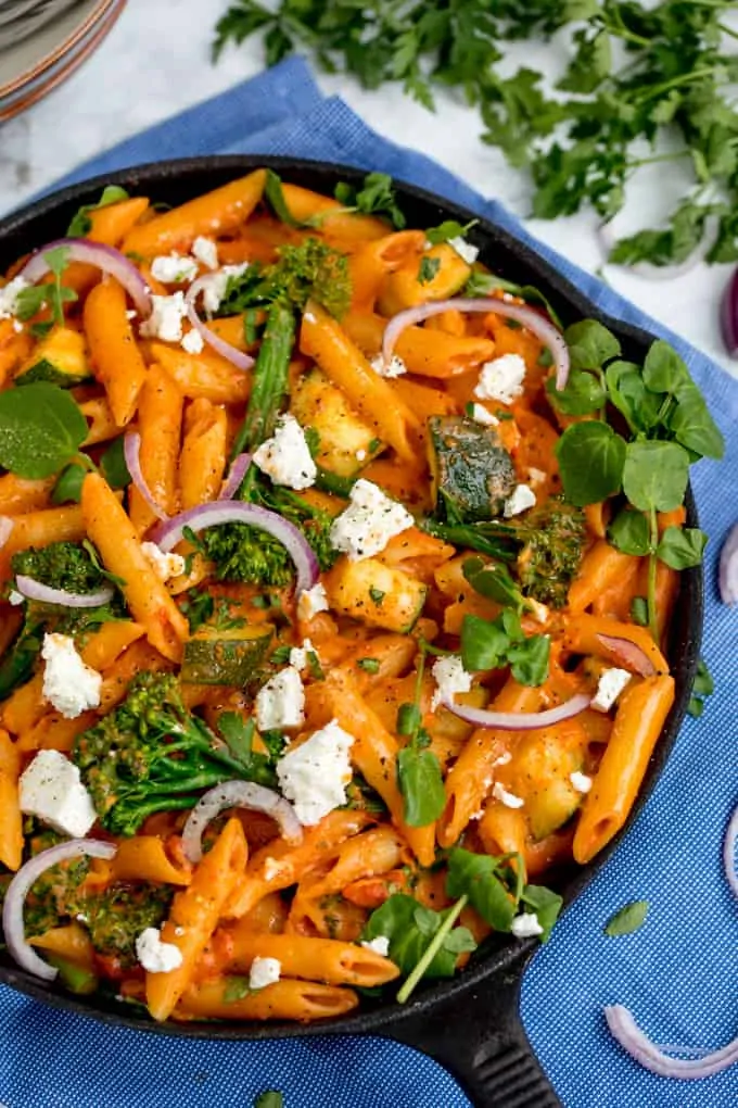 One-Pot Cheese and Tomato Pasta with Spring Vegetables and creamy feta - a fab Meat-free Monday meal!