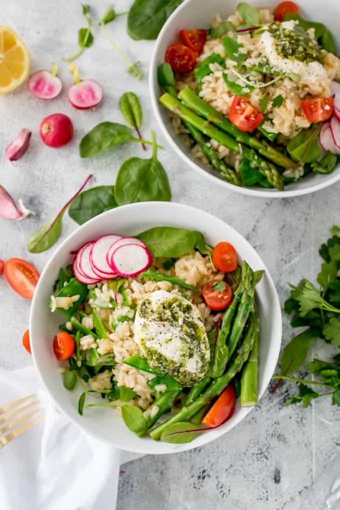 This Spring Vegetable Risotto with Creamy Pesto is creamy, cheesy and totally moreish! A fab gluten free and vegetarian dinner!