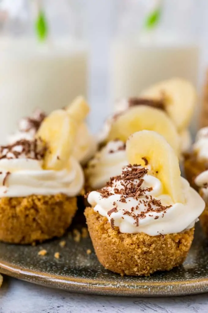 These little Salted Caramel Banoffee Bites are totally moreish! Serve as an appetiser, dessert or a bite-size treat for the kids! Easily made gluten free.