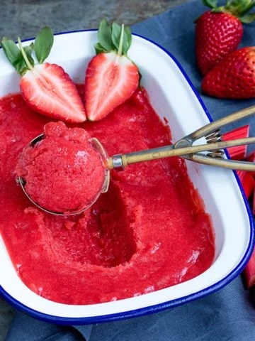 Only five ingredients needed for this Easy Strawberry and Rhubarb Sorbet. No churn, refined sugar free and gluten free too!