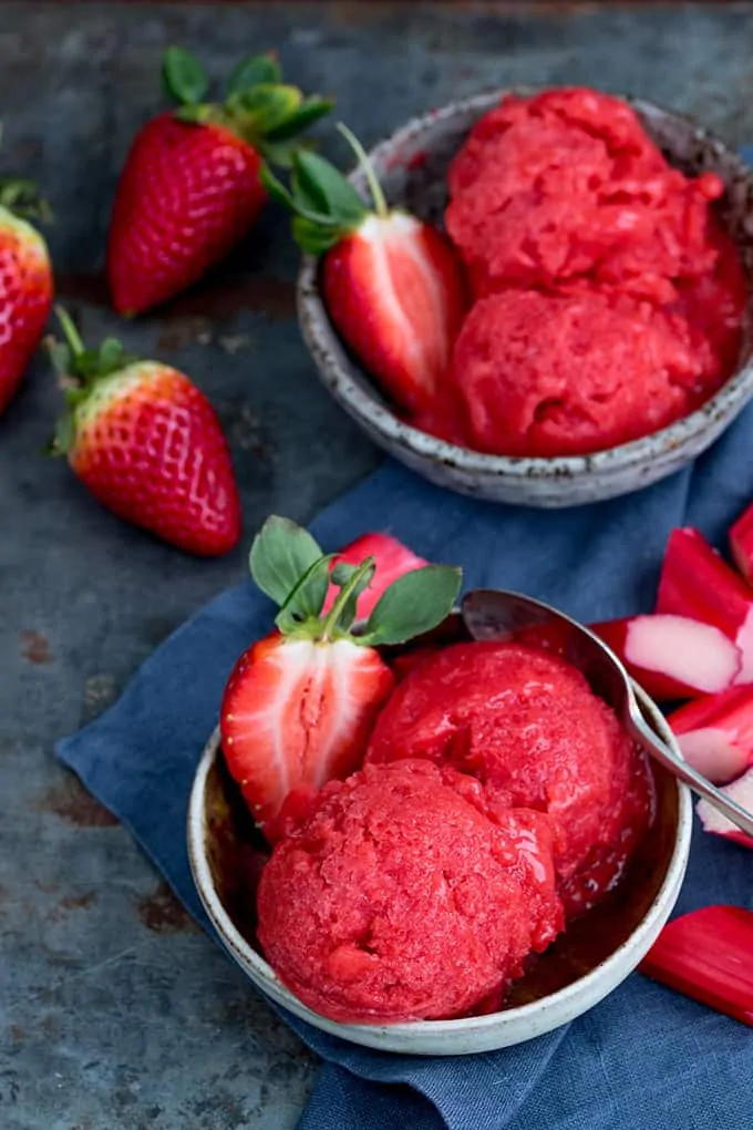 Only five ingredients needed for this Easy Strawberry and Rhubarb Sorbet. No churn, refined sugar free and gluten free too!