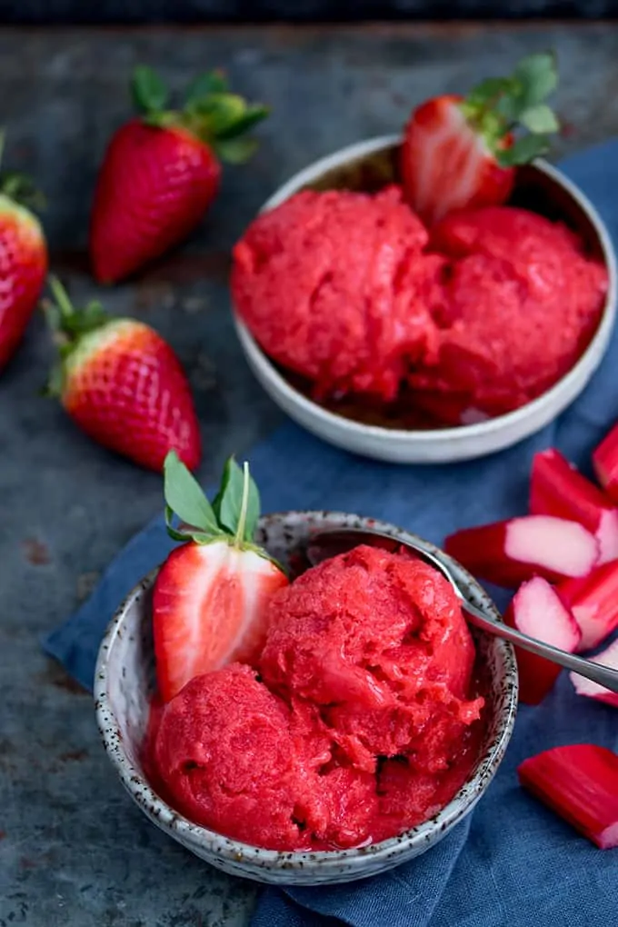 Only five ingredients needed for this Easy Strawberry and Rhubarb Sorbet. No churn, refined sugar free and gluten free too!