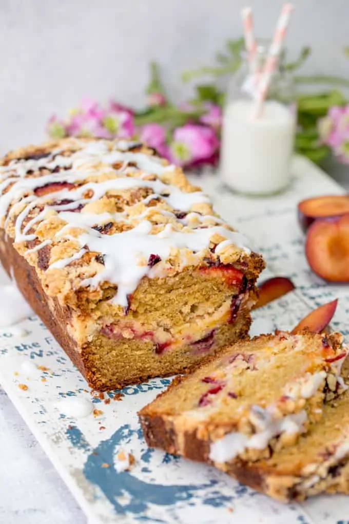 Plum Crumble Bread - with a crunchy, buttery streusel topping and almond icing drizzle! A delicious treat for brunch or afternoon tea!