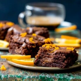 Gooey in the middle with a hint of zesty orange, these Chocolate Caramel Orange Brownies really hit the spot! Gluten free too!