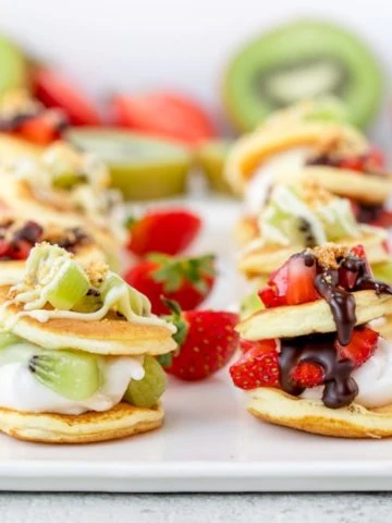 Fruity S'mores Marshmallow Blinis - A simple and sweet appetizer!