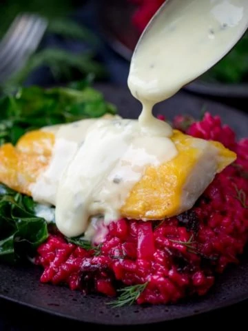 Smoked Haddock with Beetroot Risotto and Garlicky Greens - a colourful and balanced dinner that everyone will love. Full of flavour!!