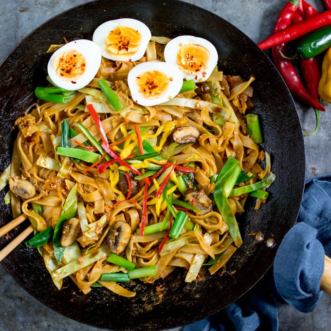With eggs two ways, you won't miss the meat in my Vegetarian Kway Teow! A quick meal, good for the mid-week dinner rush! Top with extra hard boiled eggs!
