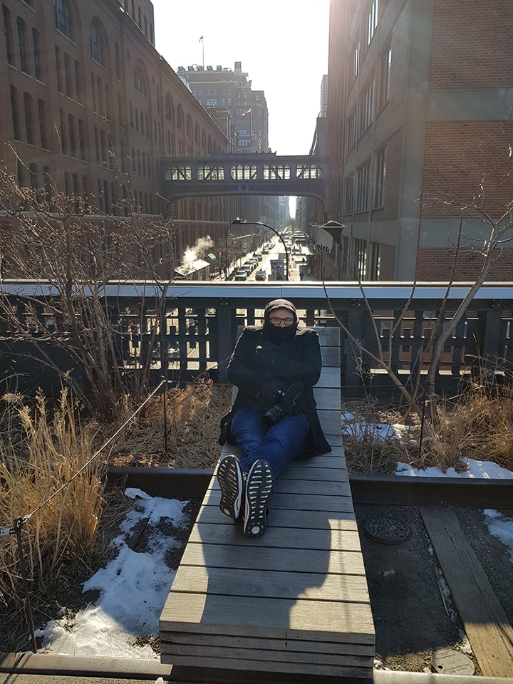 Chris snowbathing on the highline in New York