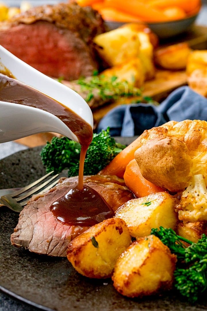 How to make the best roast beef dinner - with time plan! - Nicky's