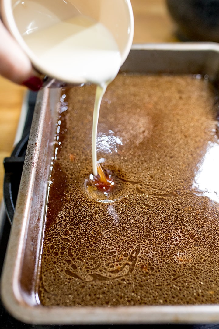 Adding cornflour to gravy