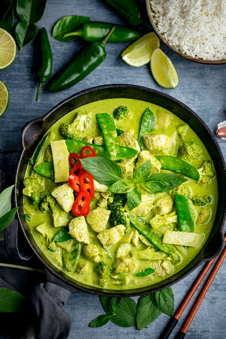 Thai Green Chicken Curry Recipe - Nicky&amp;#39;s Kitchen Sanctuary