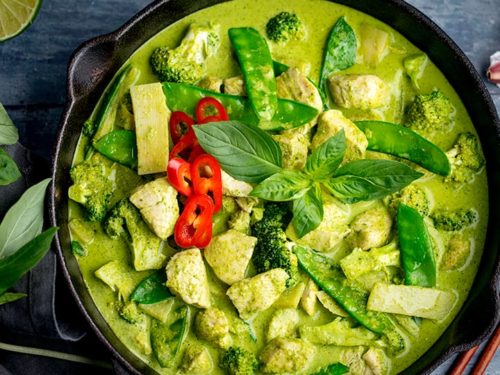Thai Green Chicken Curry Recipe Nicky S Kitchen Sanctuary