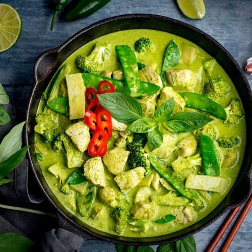Thai Green Chicken Curry Recipe - Nicky's Kitchen Sanctuary