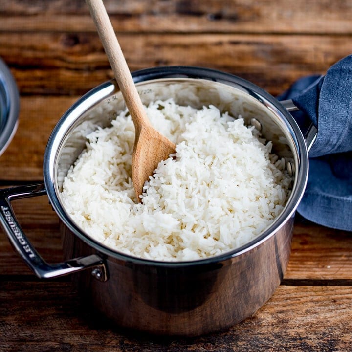 How to Cook Rice in a Rice Cooker - Easy Rice Cooker Recipe