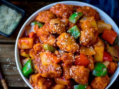 https://www.kitchensanctuary.com/wp-content/uploads/2019/09/Sweet-and-sour-chicken-square-FS-0833-500x375.jpg