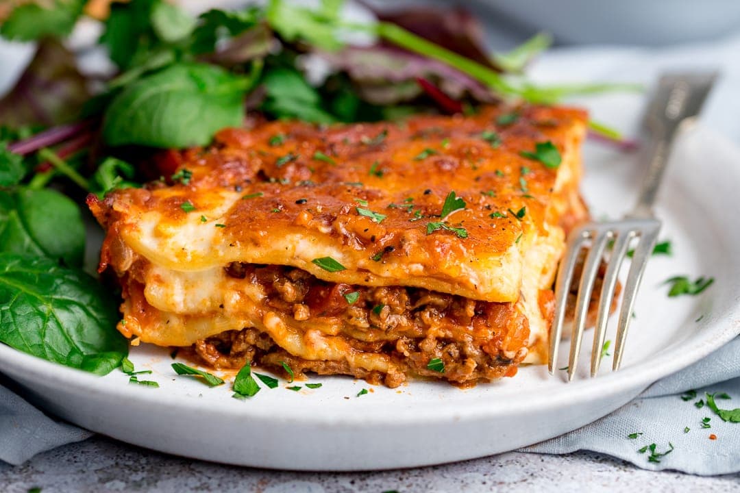 Easy Lasagne Recipe - Nicky&amp;#39;s Kitchen Sanctuary