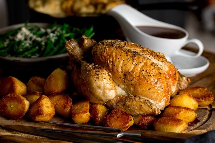 Easy Roast Chicken with Rich Gravy