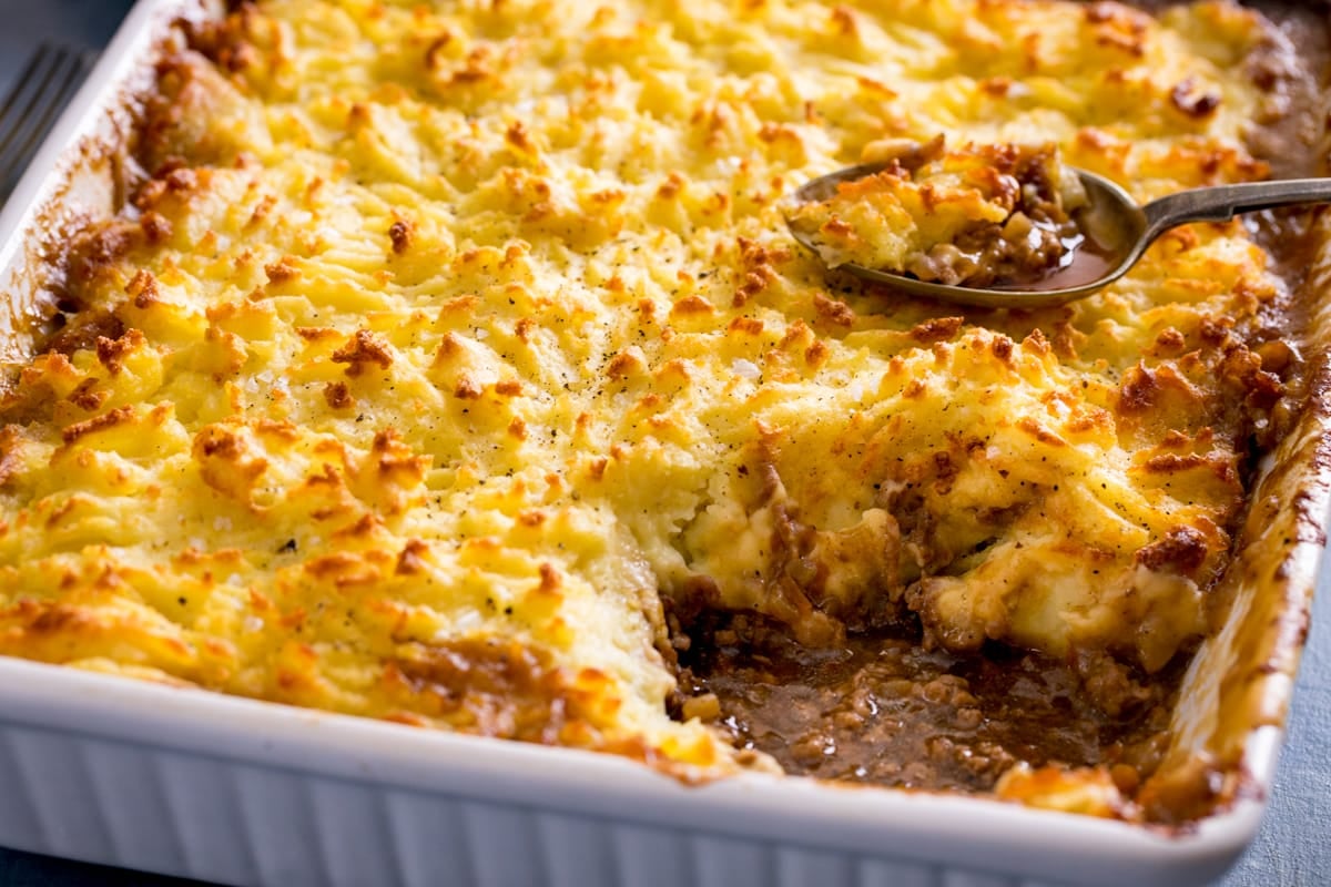 Easy Shepherd's Pie - Nicky's Kitchen Sanctuary