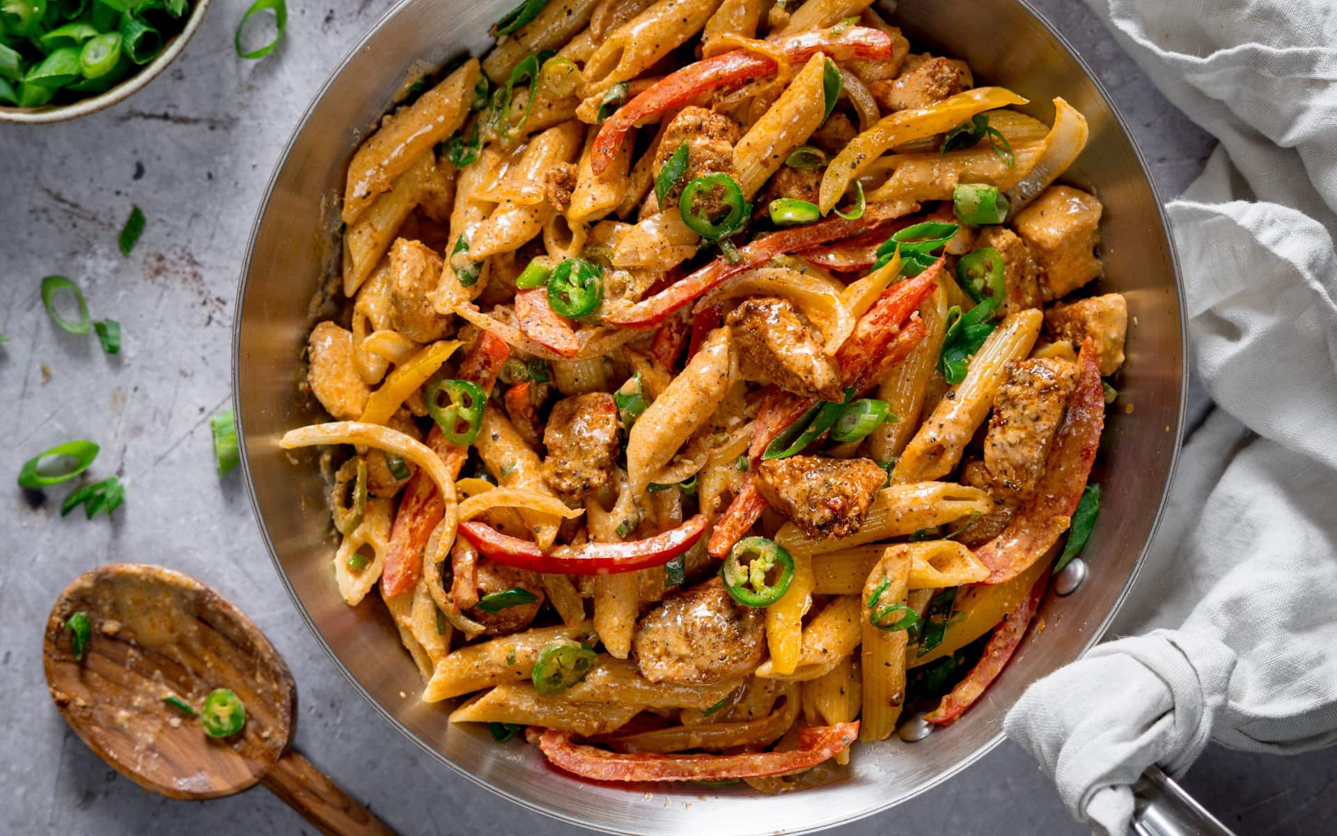 Buffalo Chicken Pasta [www.kitchensanctuary.com]