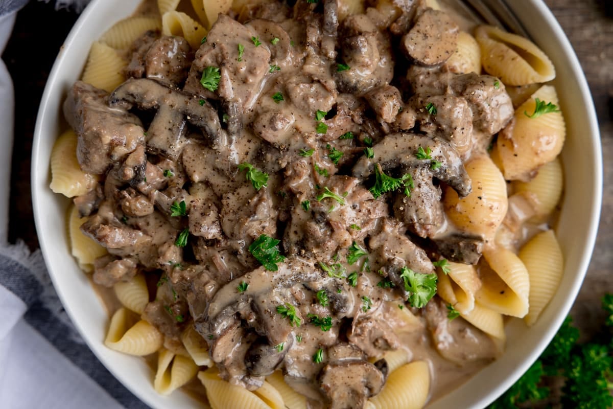 Slow Cooker Beef Stroganoff