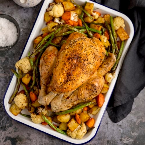 https://www.kitchensanctuary.com/wp-content/uploads/2022/09/Air-Fryer-Roast-Chicken-Dinner-square-FS-22-500x500.jpg