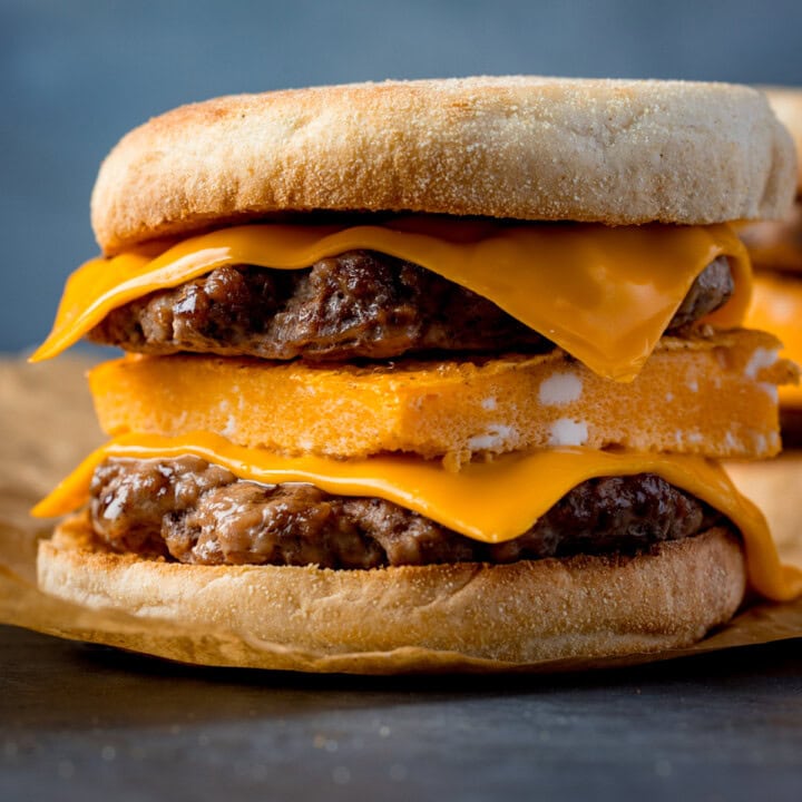 Homemade Sausage and Egg McMuffin (high protein|make-ahead)