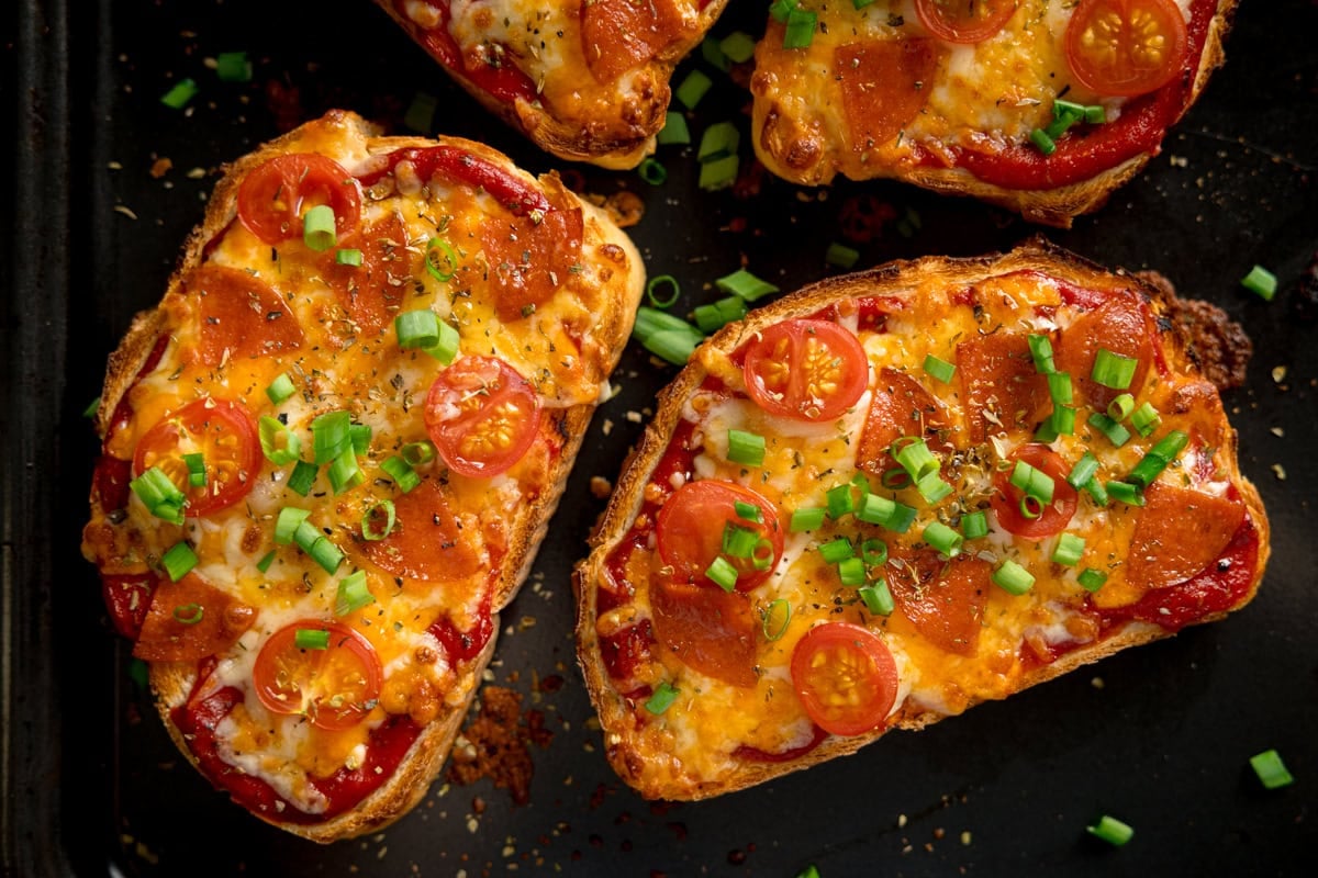 Tostadas de pizza [Quick & Easy]