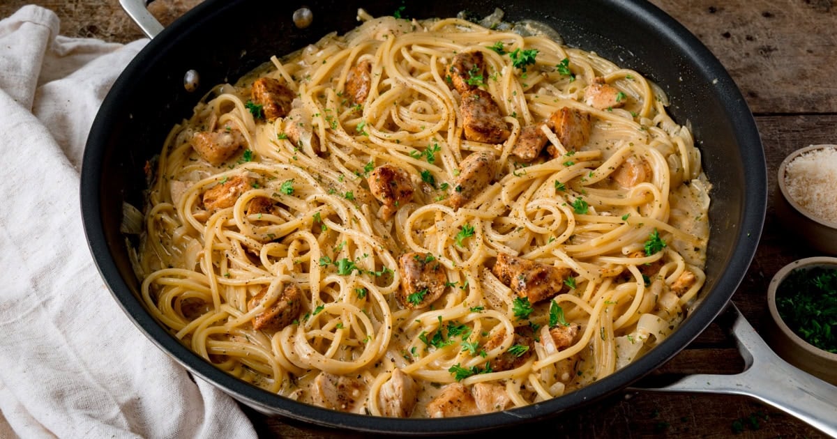 Garlic Butter Chicken Pasta